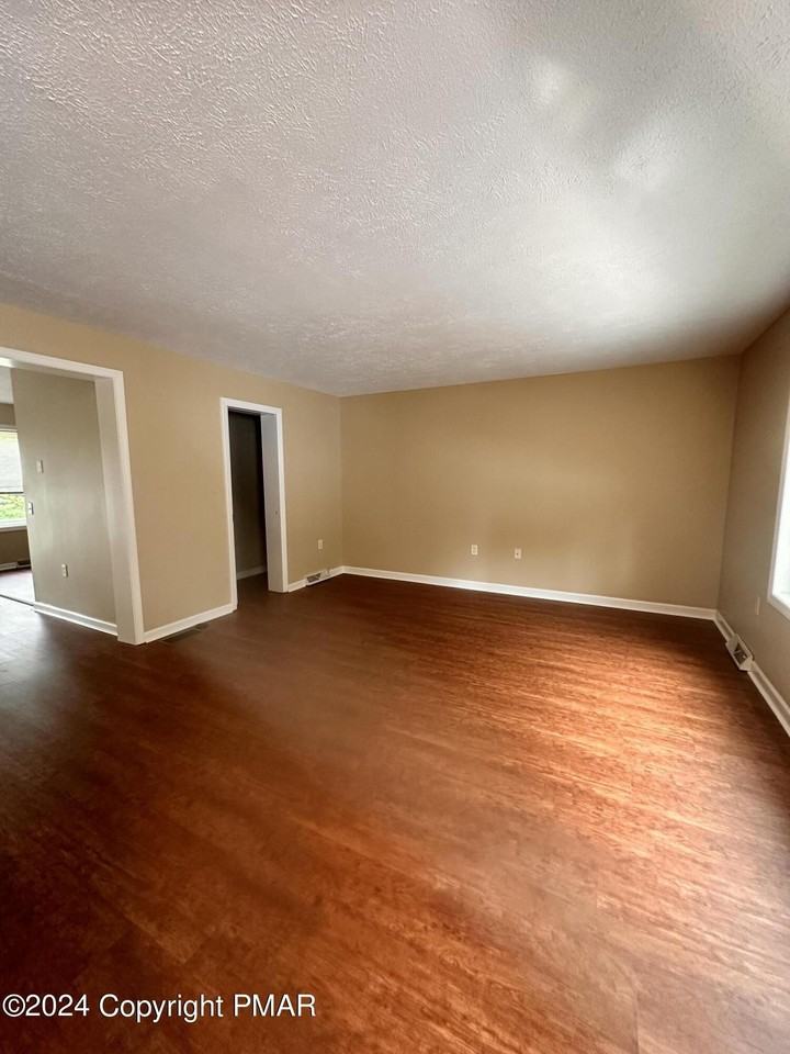 105 Pines Way Unit 115 #115 - Photo 3 of 16