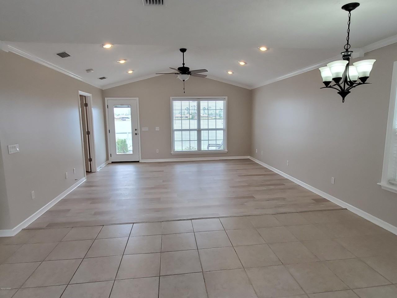 3416 Harrison Ave - Photo 5 of 34