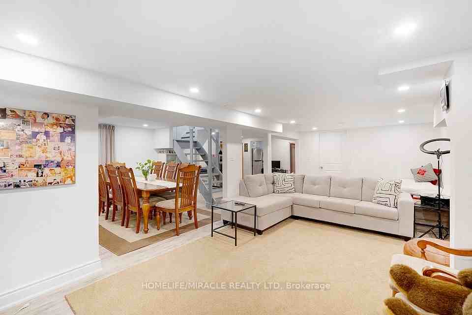 23 Thorley Drive - Photo 6 of 11