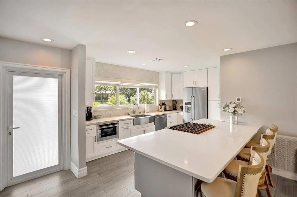 604 Ne 25th Ave - Photo 6 of 32