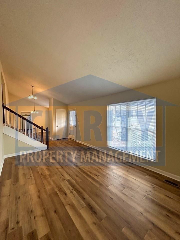 913 Whisperwood Trl Ne - Photo 7 of 30