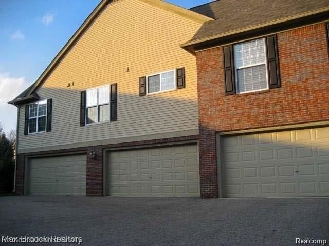 28431 Carlton Way Dr - Photo 2 of 17