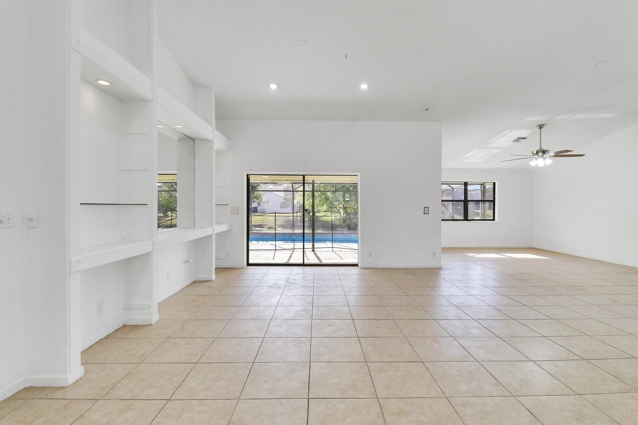 14616 Autumn Ave - Photo 2 of 30