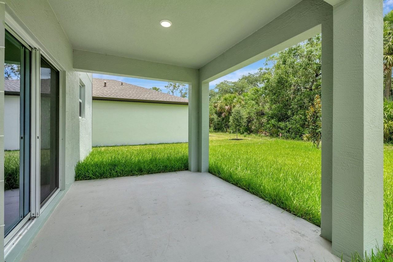 5029 Armina Pl - Photo 6 of 39