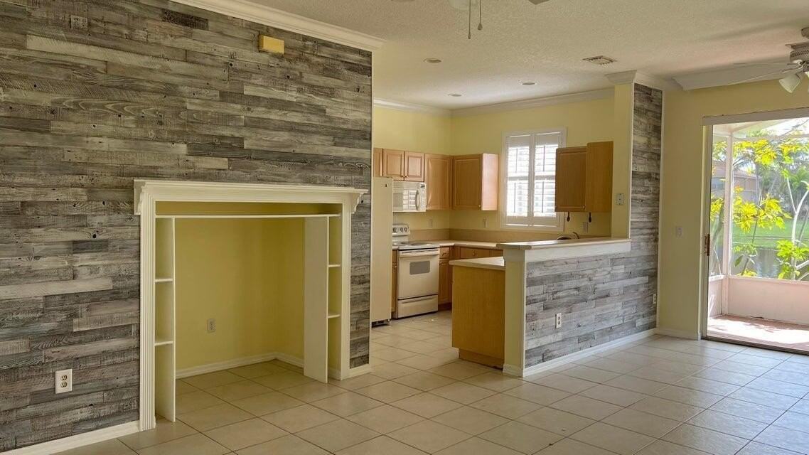 274 River Bluff Ln - Photo 2 of 19