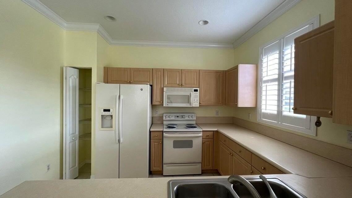 274 River Bluff Ln - Photo 6 of 19