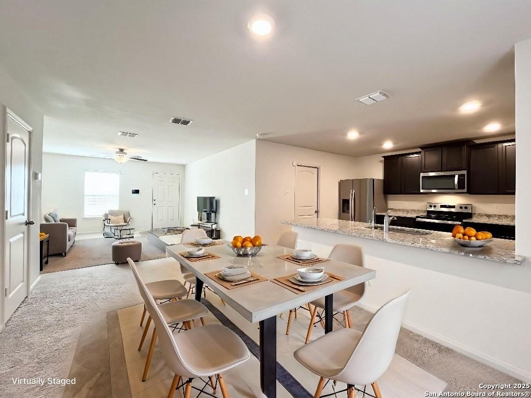 11859 Davalos Ln - Photo 3 of 50