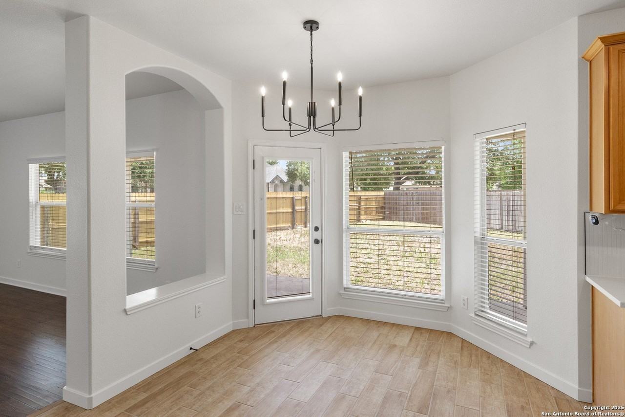 962 River Ter - Photo 6 of 23