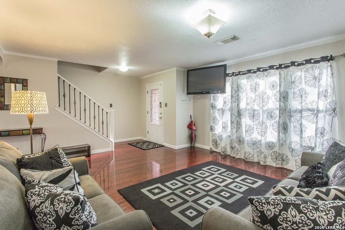 8414 Cross Spg - Photo 3 of 15