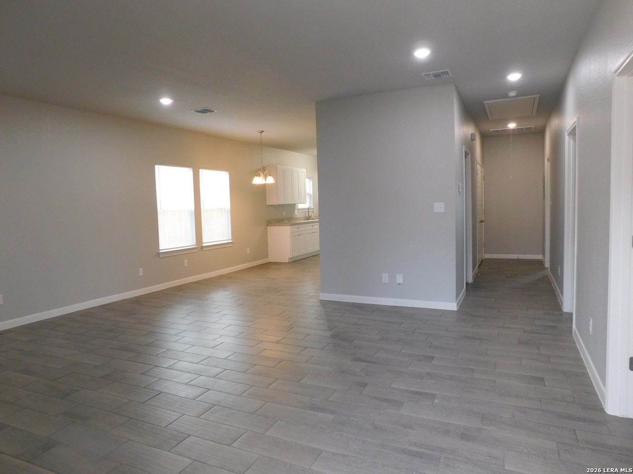 2958 Weir Ave - Photo 4 of 19