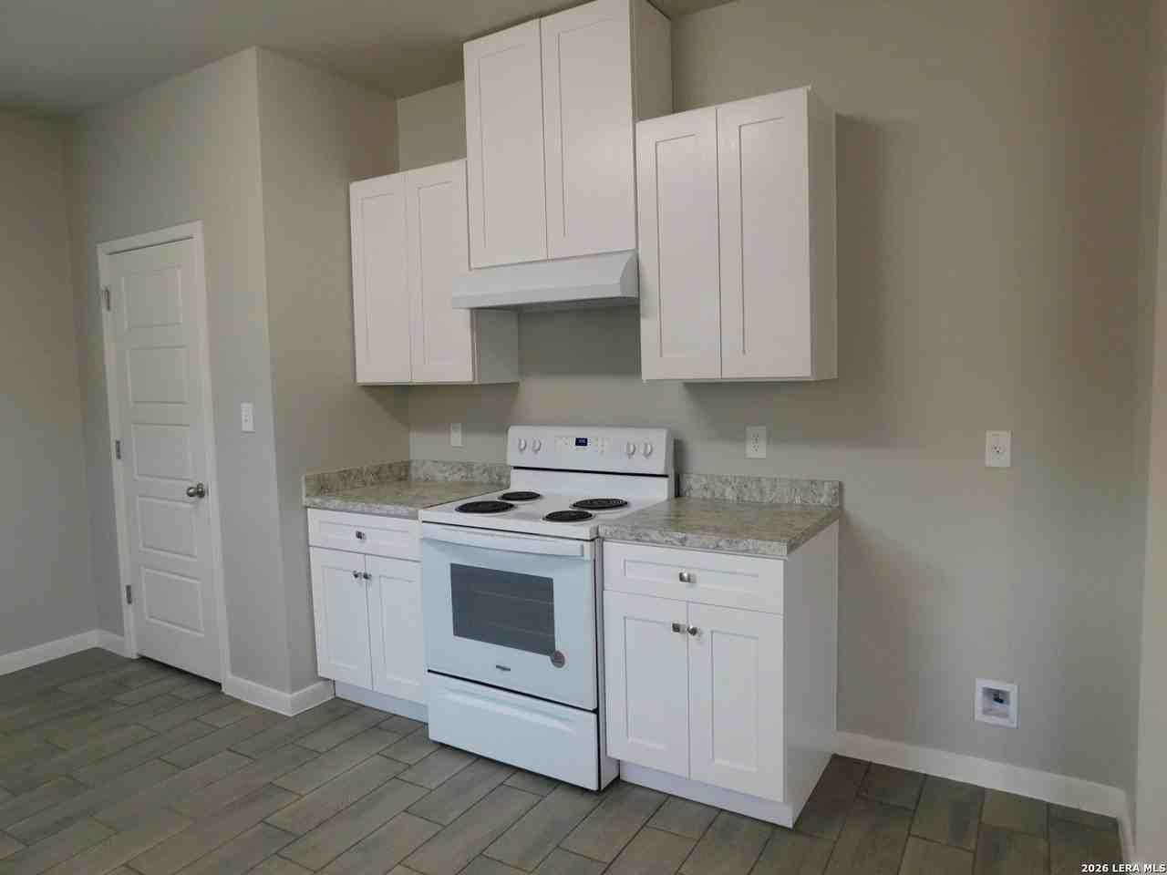 2958 Weir Ave - Photo 7 of 19