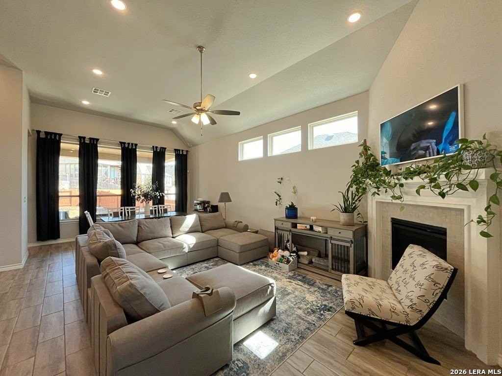 12318 Upton Park - Photo 6 of 50