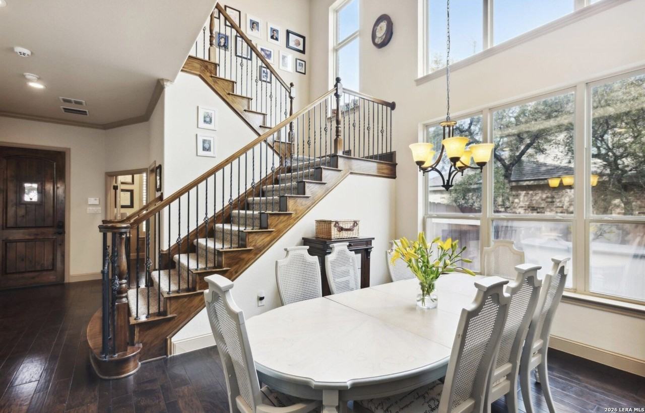 504 Montessa Park - Photo 3 of 23