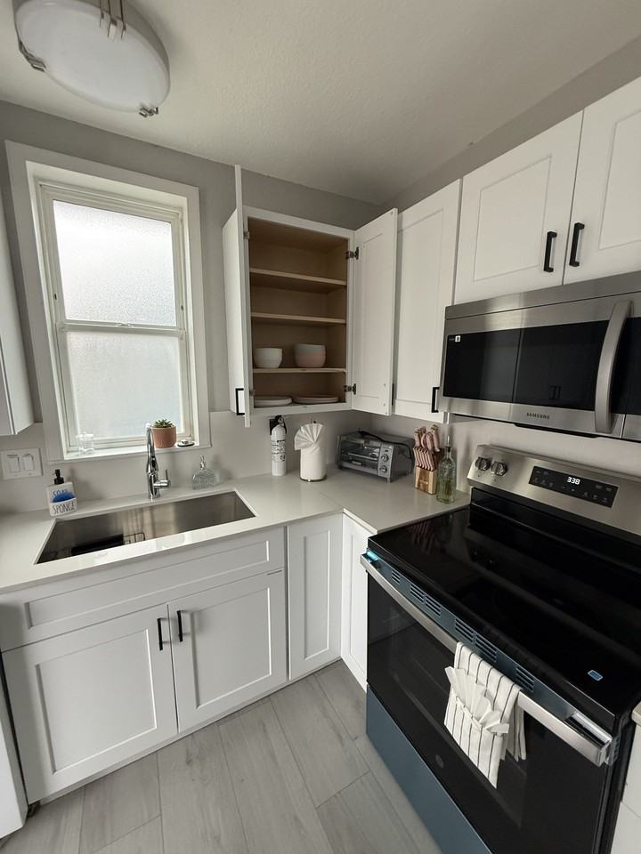 2819 S Pine St #1 - Photo 6 of 17