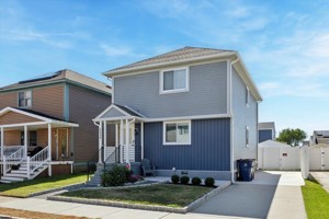 featured image of 604 N Victoria Ave