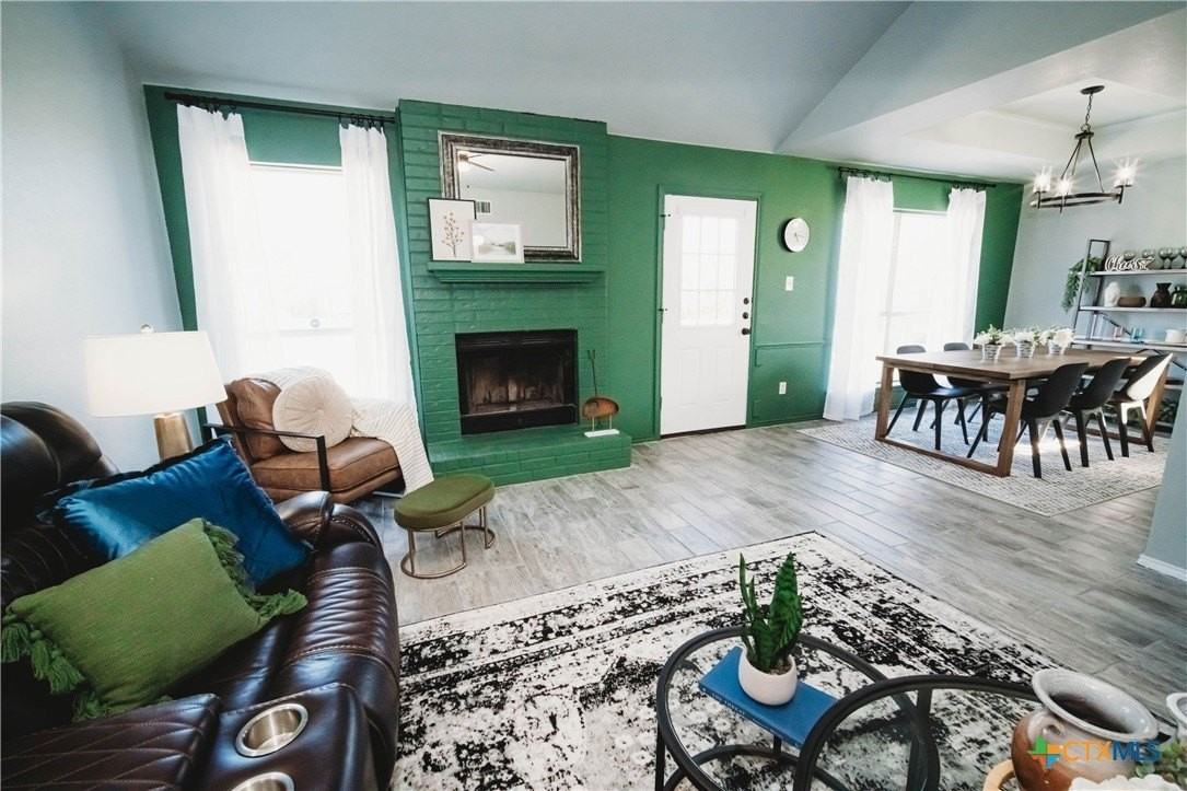 2607 Rampart Loop - Photo 4 of 34