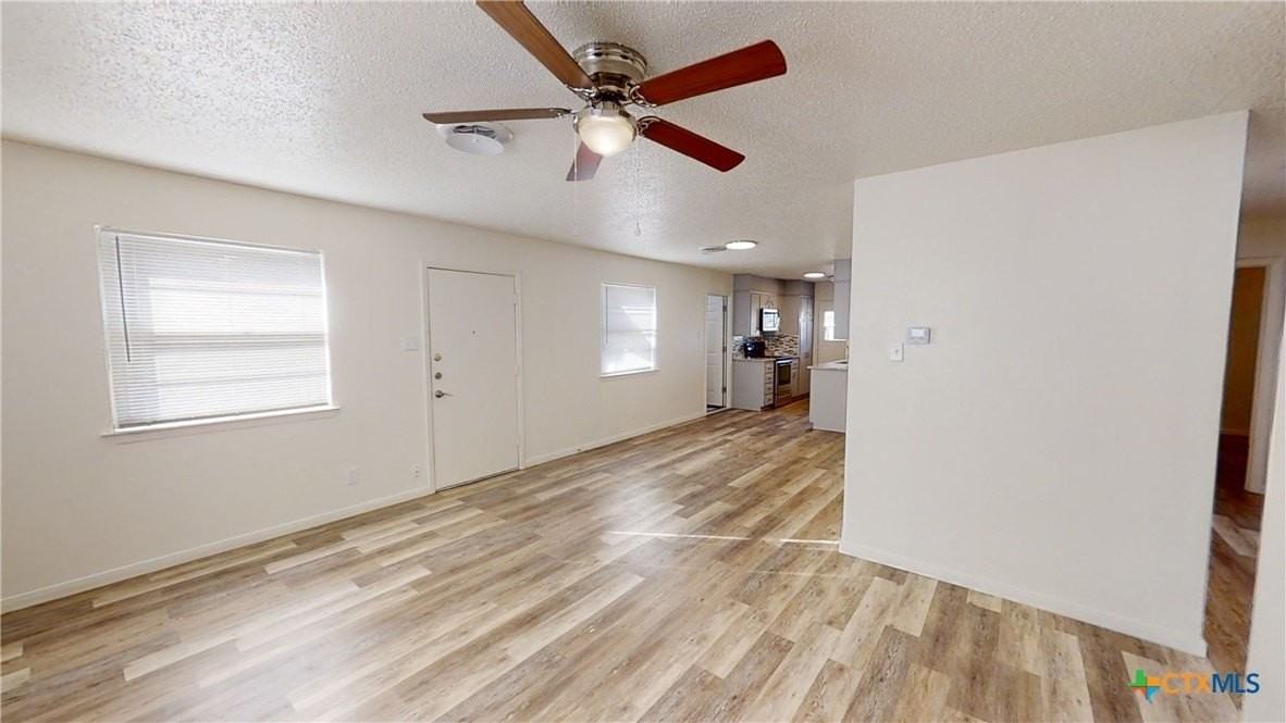 1505 Daude Ave - Photo 4 of 19