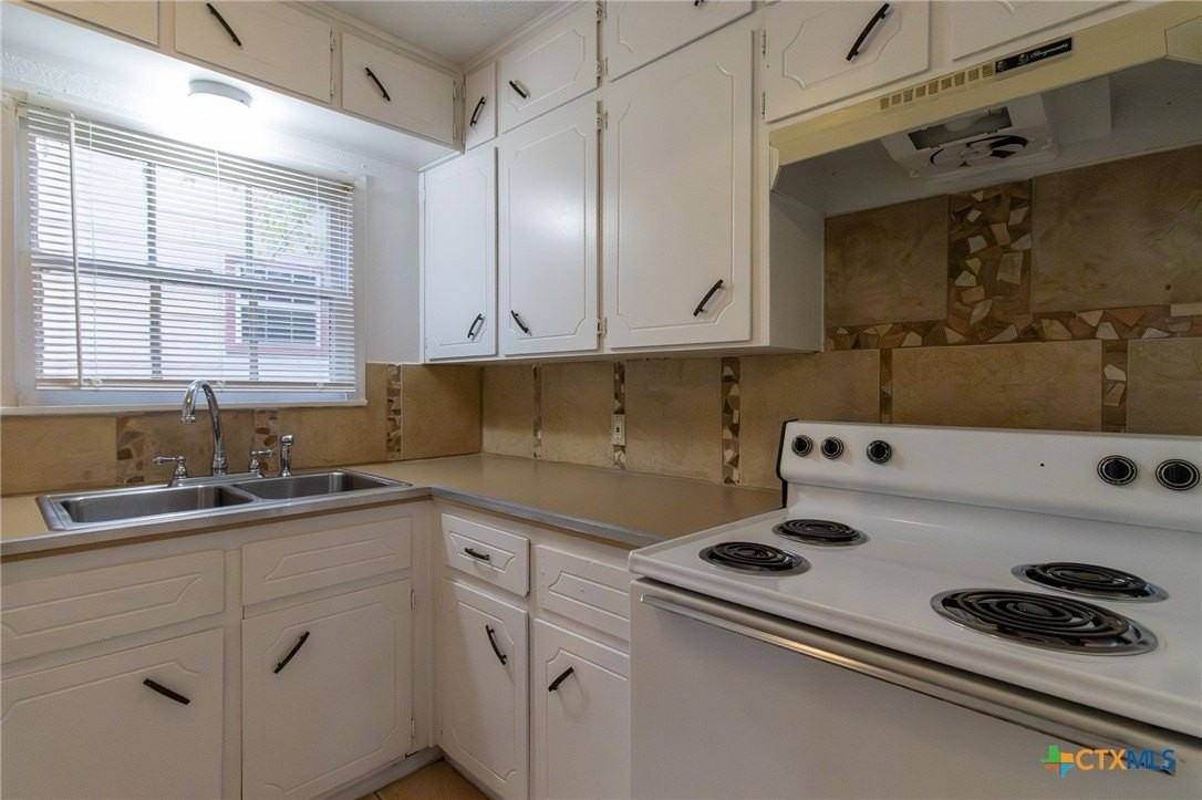 1312 Massey St - Photo 7 of 13