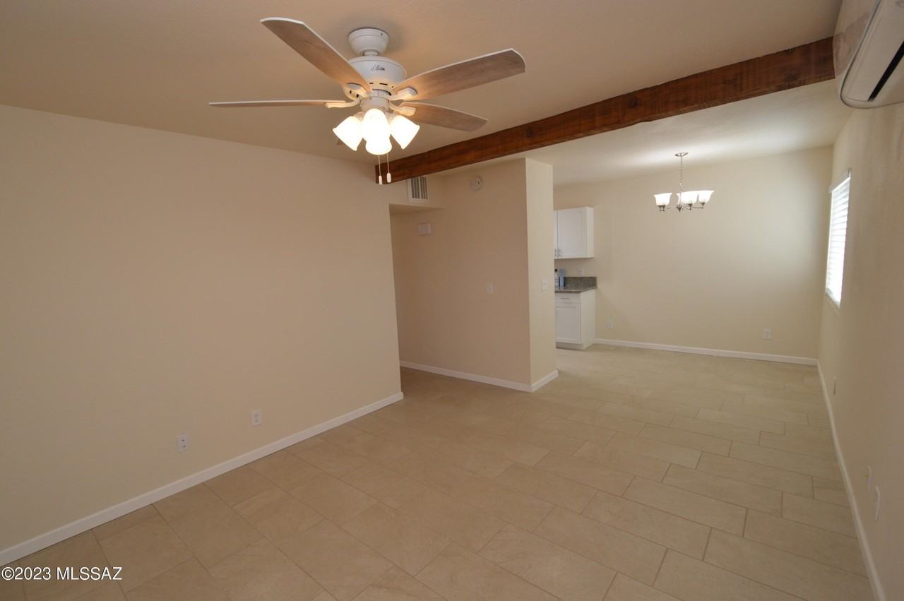 3870 E Lee St - Photo 3 of 9