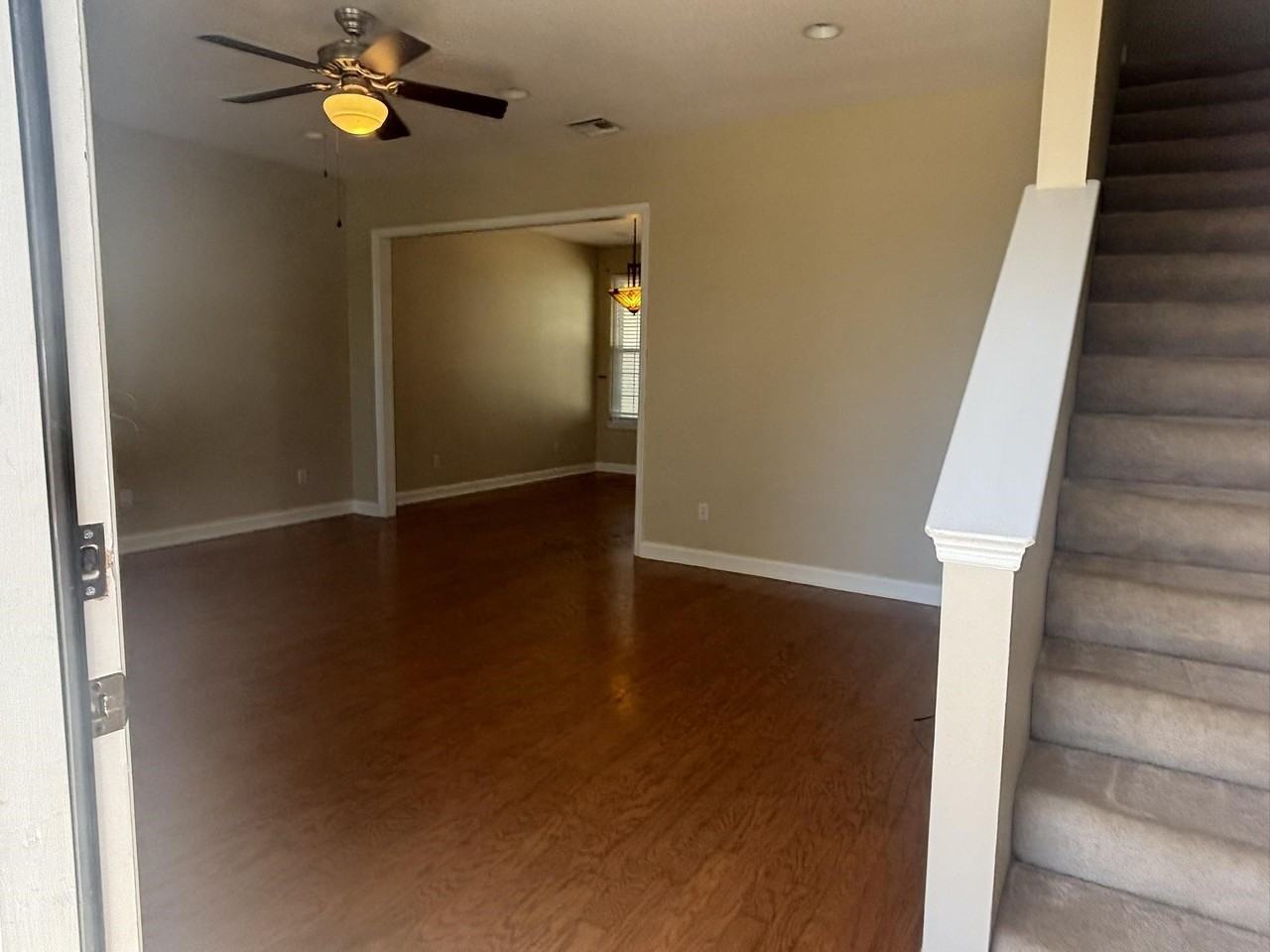 4020 Colleton Ct - Photo 3 of 34