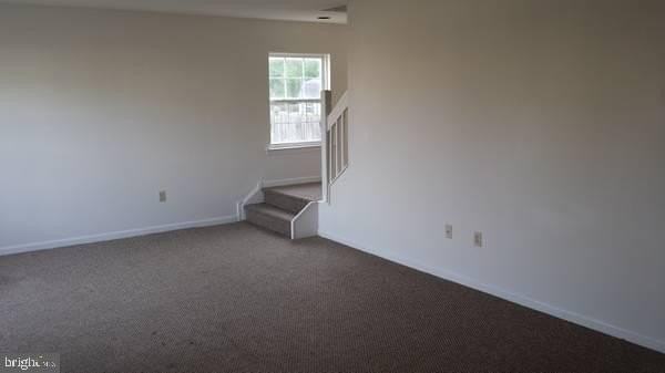 212 Northdown Dr - Photo 2 of 8