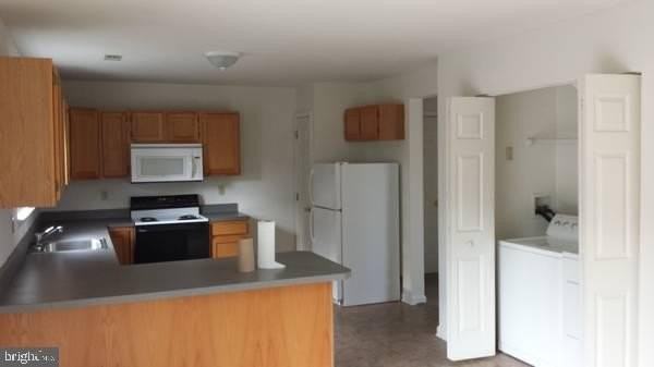 212 Northdown Dr - Photo 3 of 8