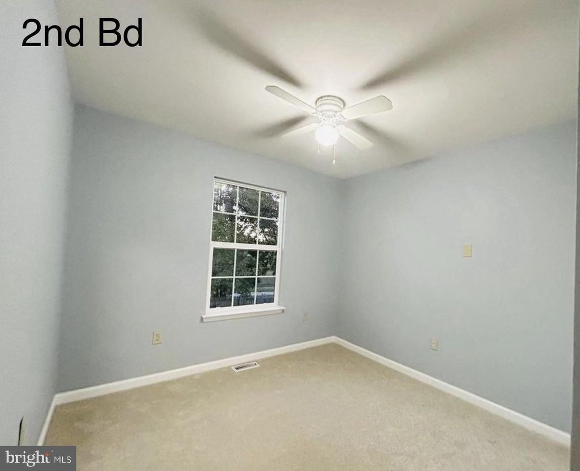 97 Auckland Dr - Photo 3 of 17