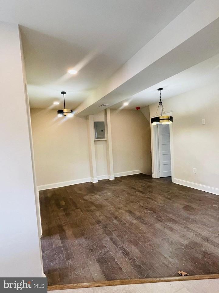 3600 Malden Ave - Photo 3 of 17