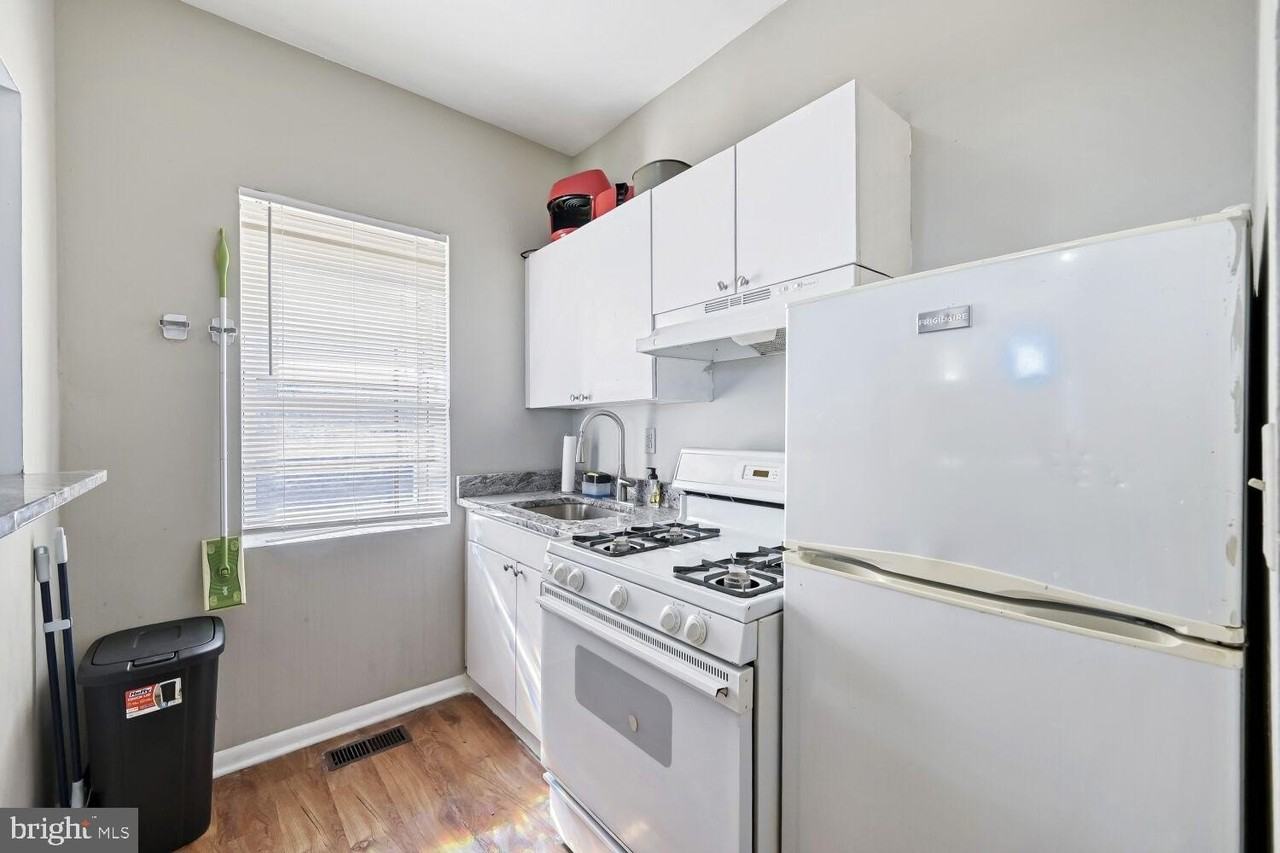 400 N Rose St Unit 2 #2 - Photo 7 of 11