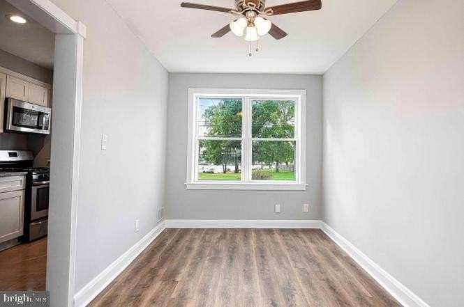 114 Riverthorn Rd - Photo 4 of 11