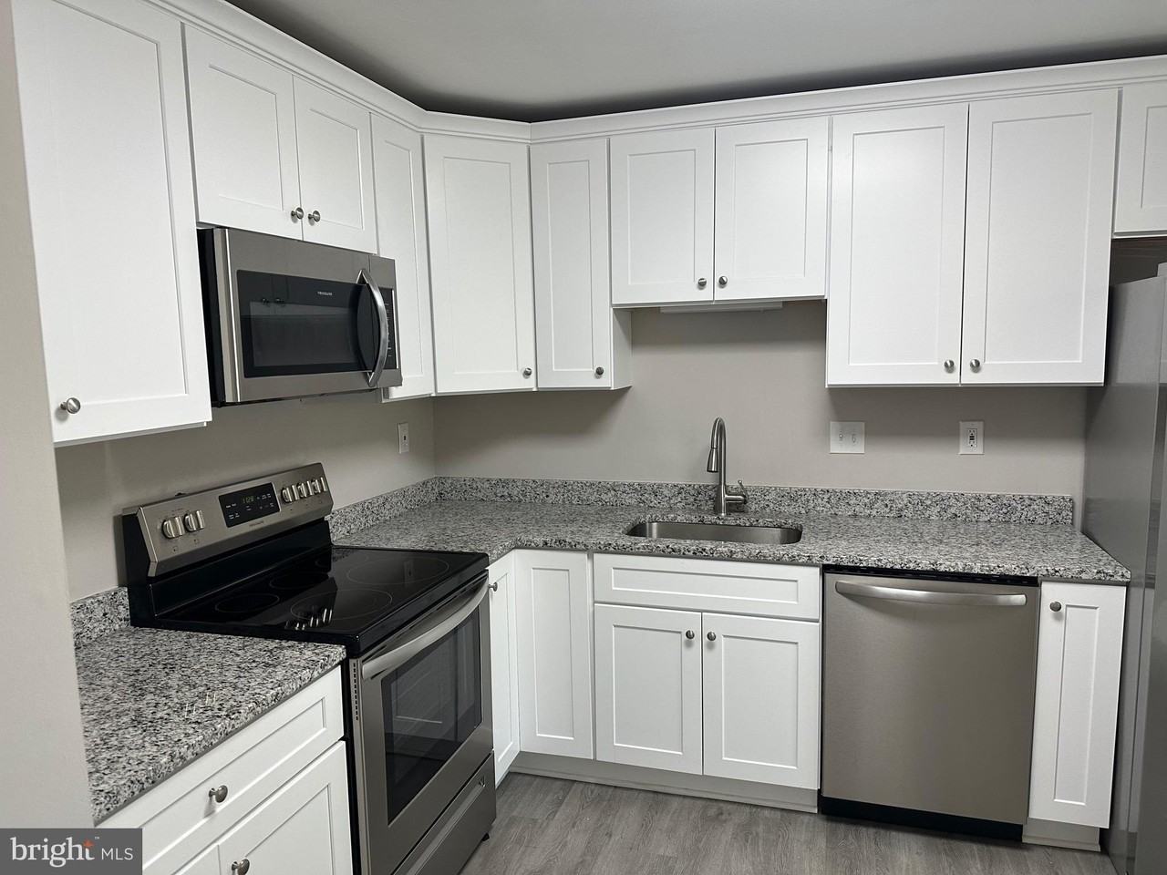 4515 Grouse Pl - Photo 4 of 29