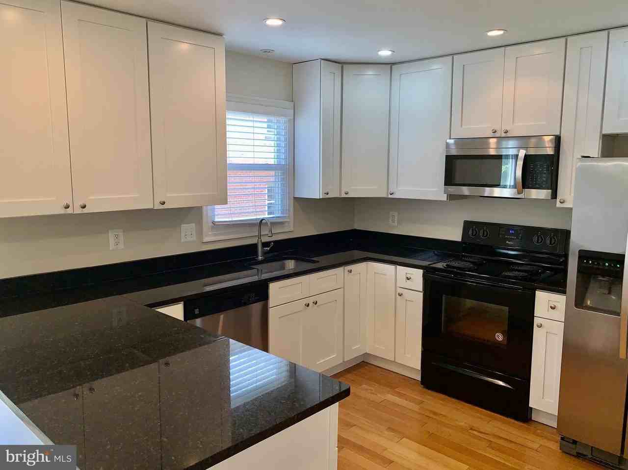 1569 Templeton Pl - Photo 2 of 44