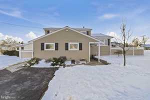 featured image of 38 Vine Way