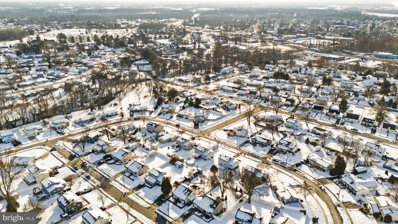 38 Vine Way - Photo 2 of 50