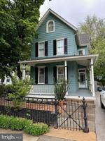 featured image of 121 W Cottage Ave