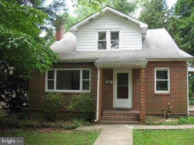 426 4th Ave - Photo 2 of 13