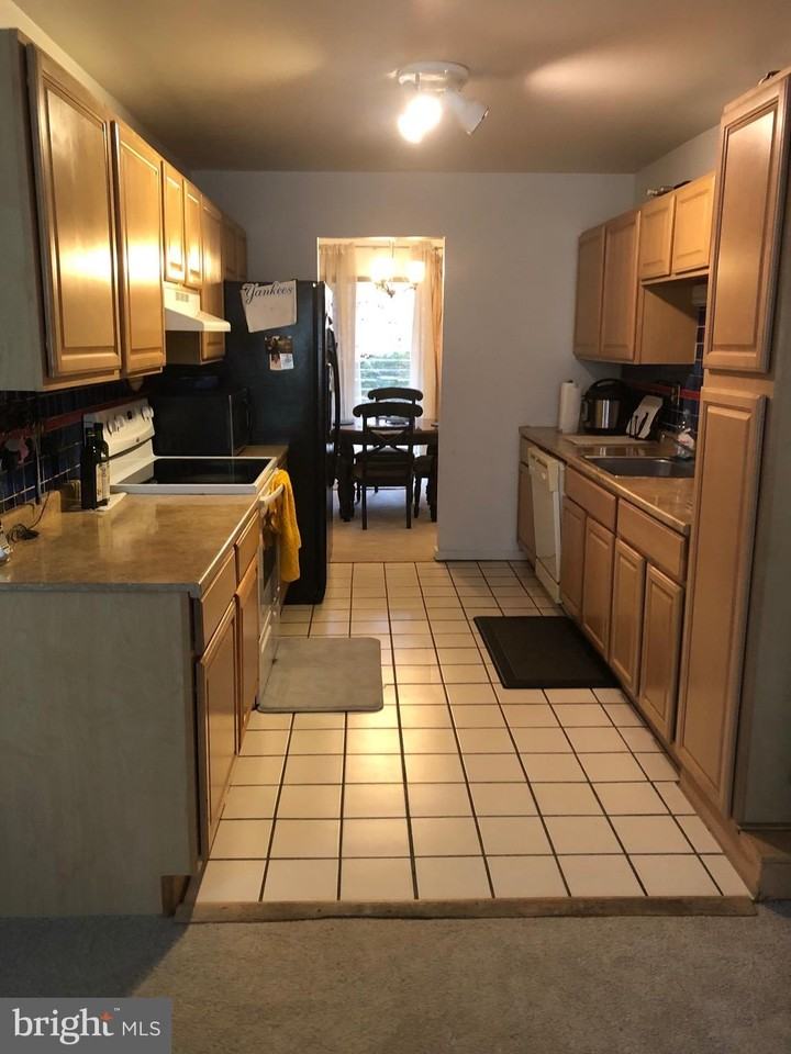 470 Lynetree Dr Unit 22-C #22C - Photo 2 of 12