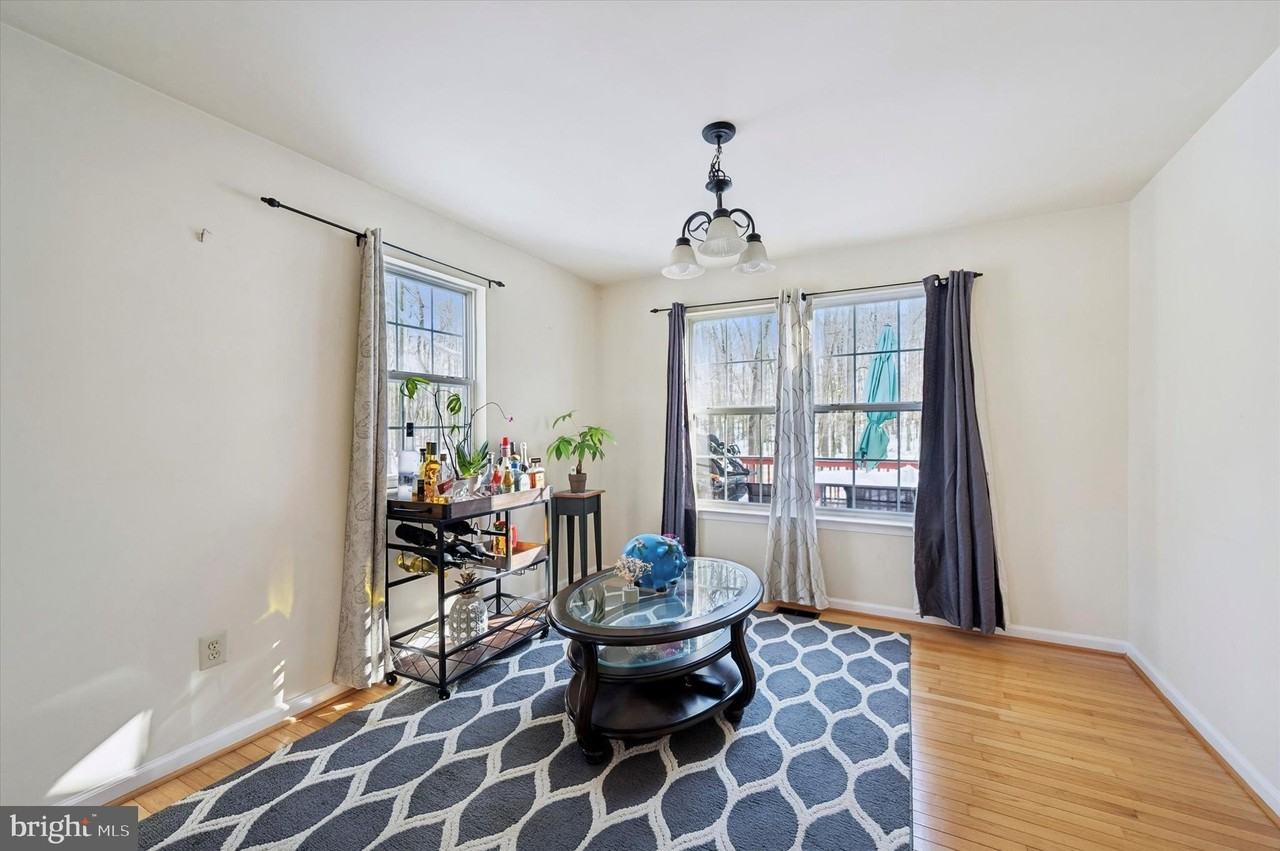 32 Victory Way - Photo 4 of 14