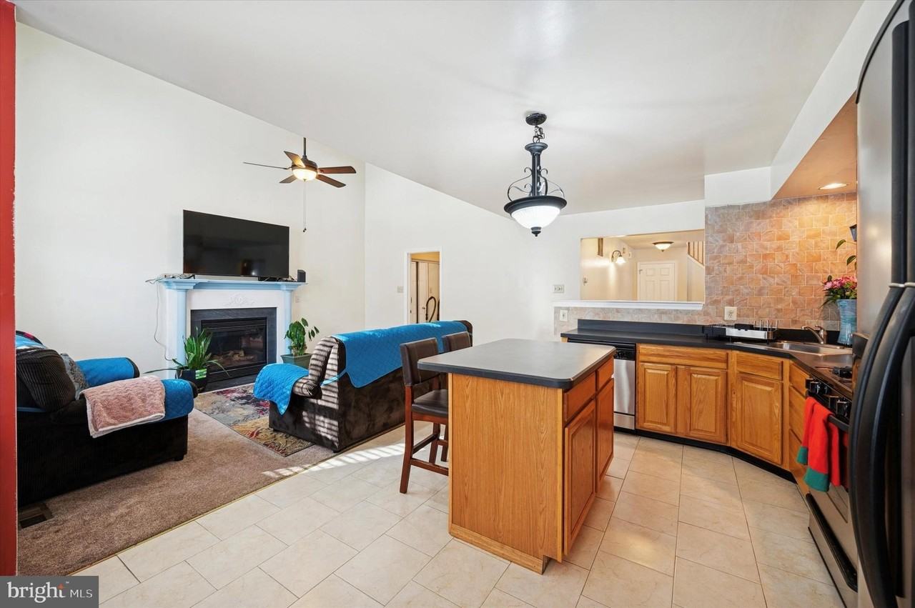 32 Victory Way - Photo 7 of 14