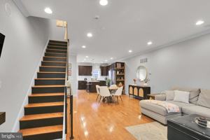 featured image of 1715 N Howard St