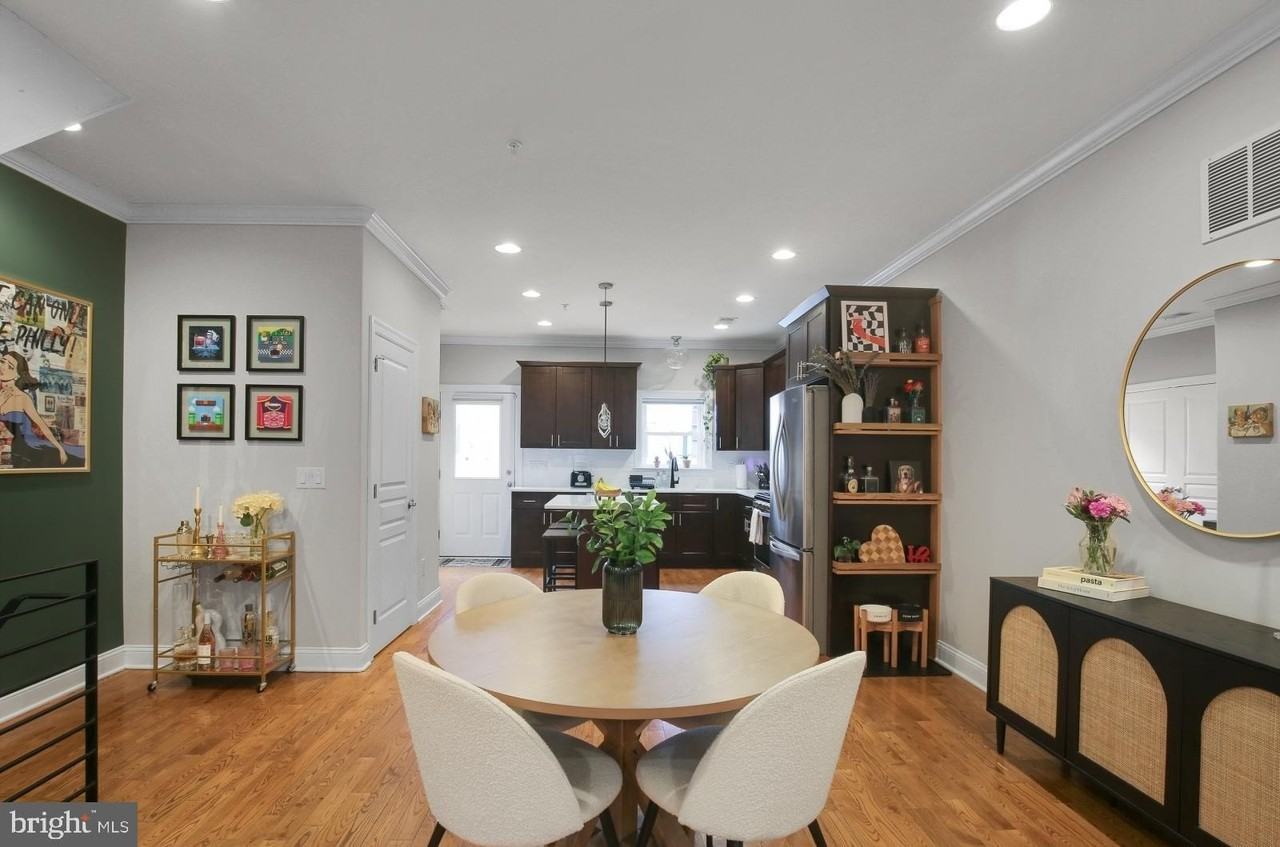 1715 N Howard St - Photo 6 of 43