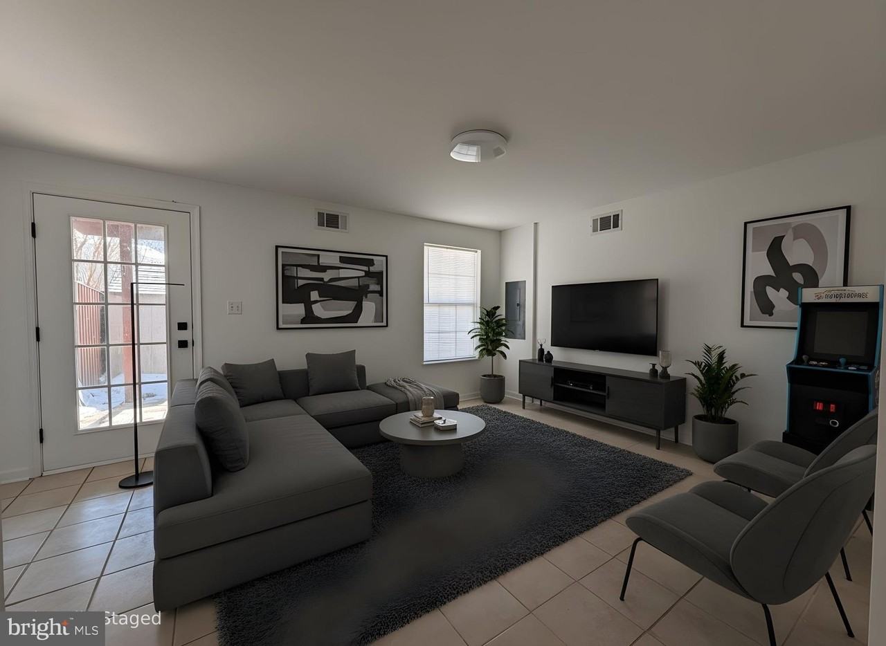 439 Ginkgo Ter Ne - Photo 5 of 32