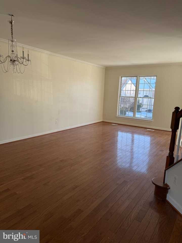 14264 Madrigal Dr - Photo 3 of 27