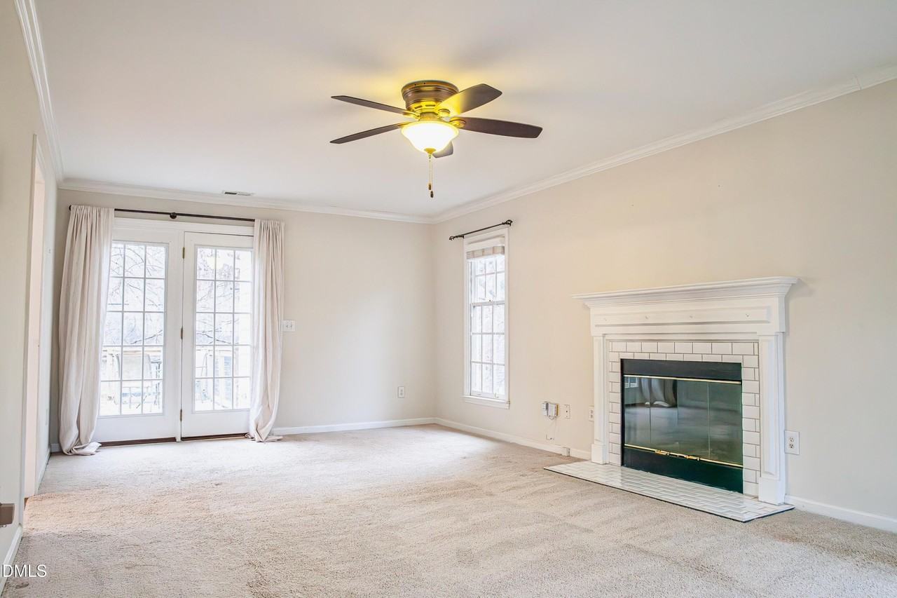 2908 Laura Duncan Rd - Photo 6 of 18