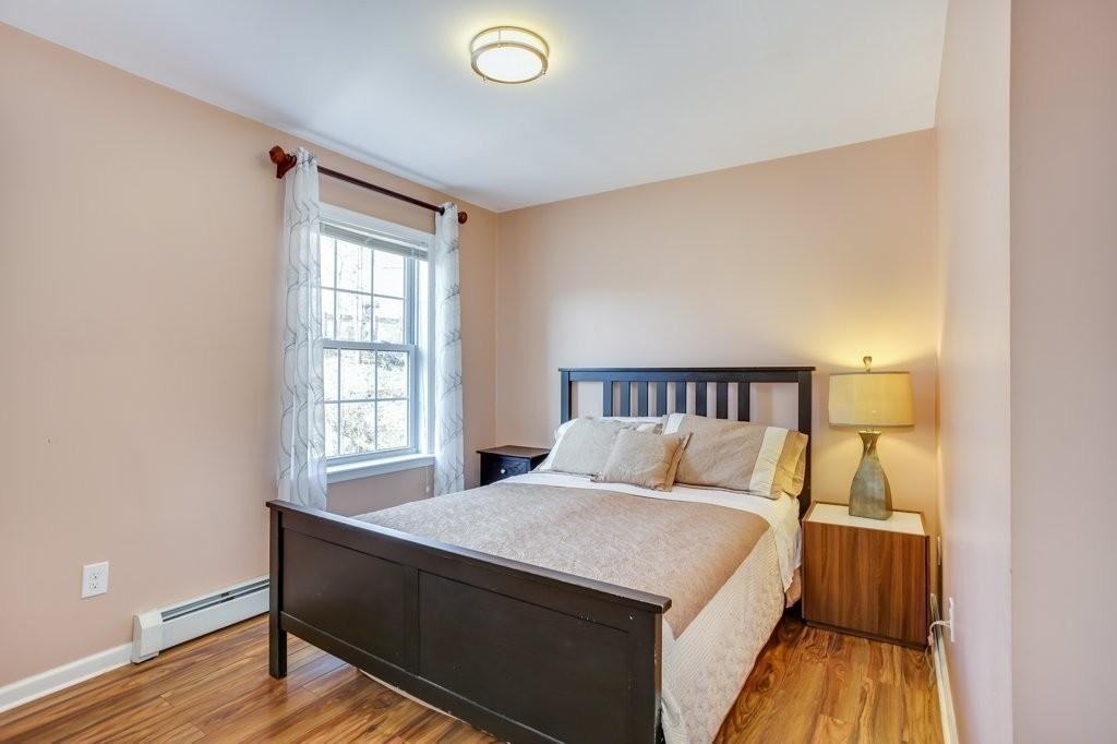 4 Guild St #4 - Photo 2 of 9