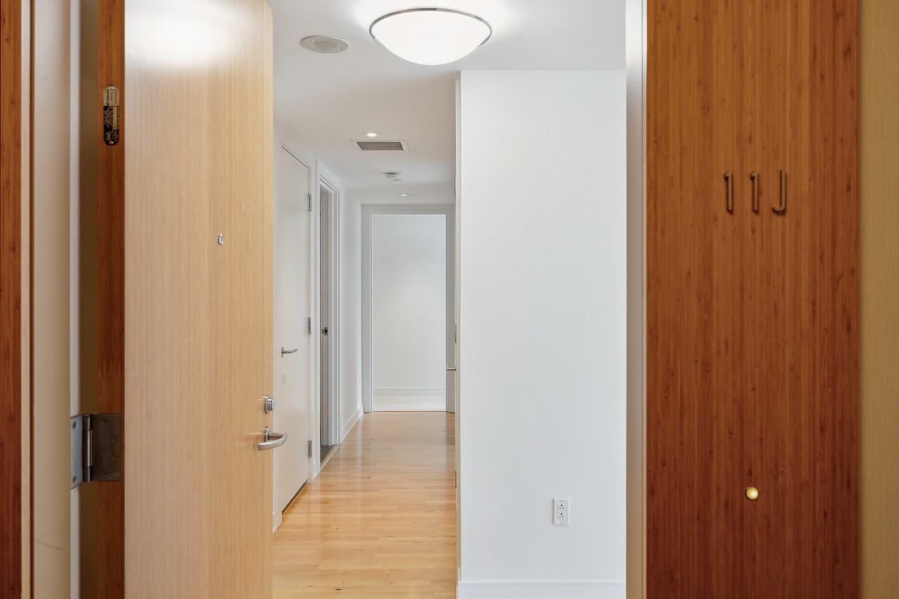 301 Mission Street #11J - Photo 2 of 59