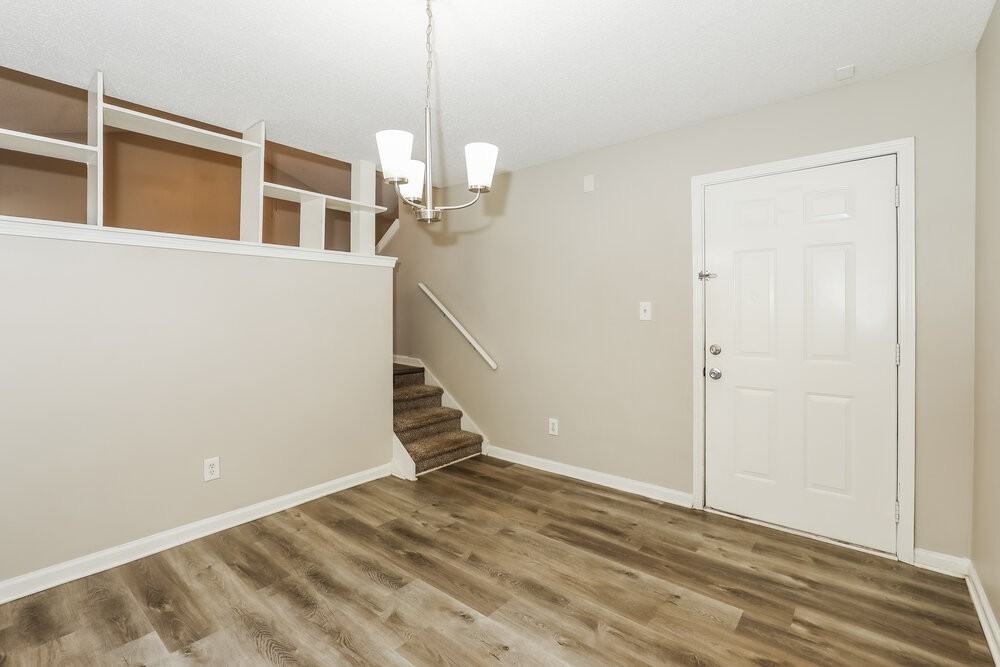 330 Brookside Dr - Photo 7 of 17