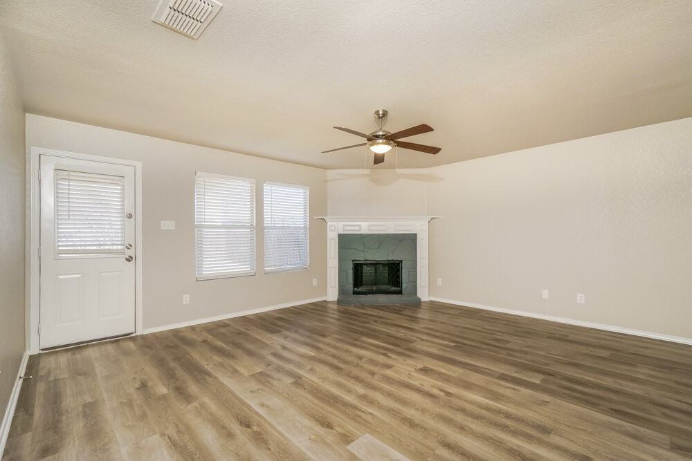 27218 Lasso Bnd - Photo 5 of 17