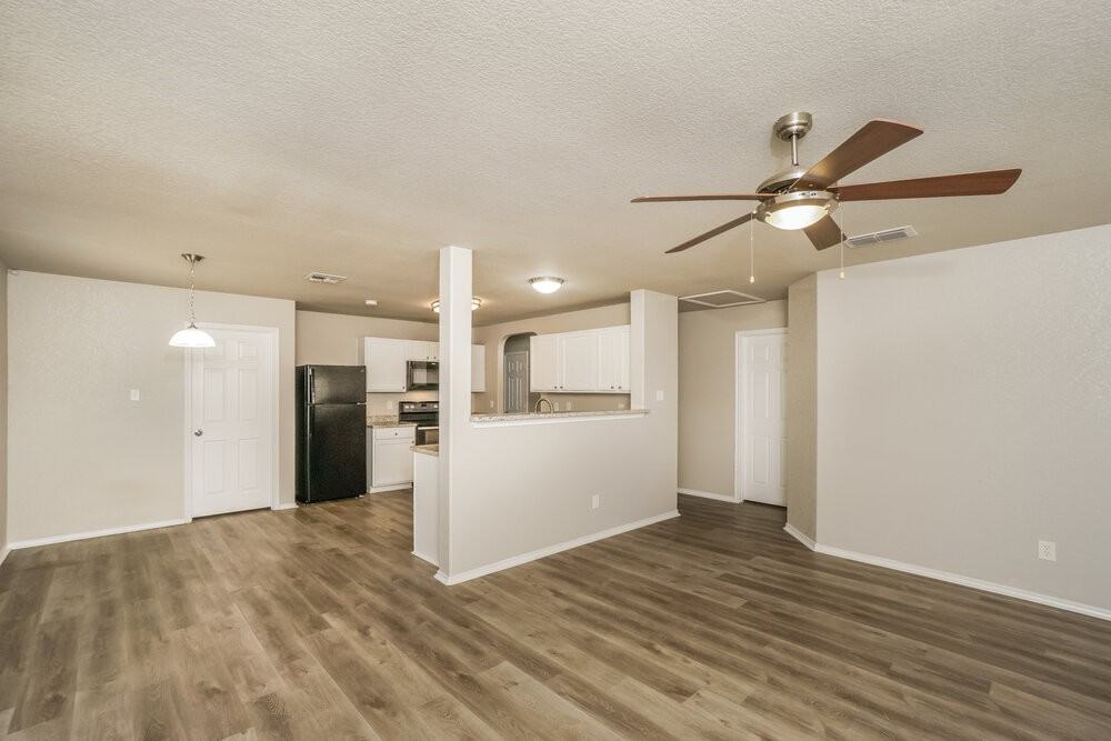 27218 Lasso Bnd - Photo 6 of 17