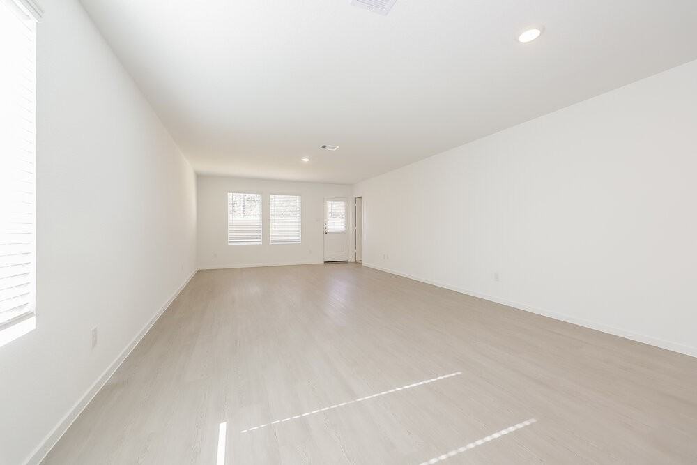 1535 Sunset Ridge Dr - Photo 3 of 16